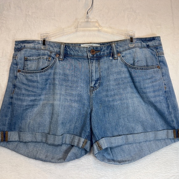 H&M LOGG Jean Shorts Womens Size 32 Blue Denim Shortie Shorts Summer - Picture 1 of 8